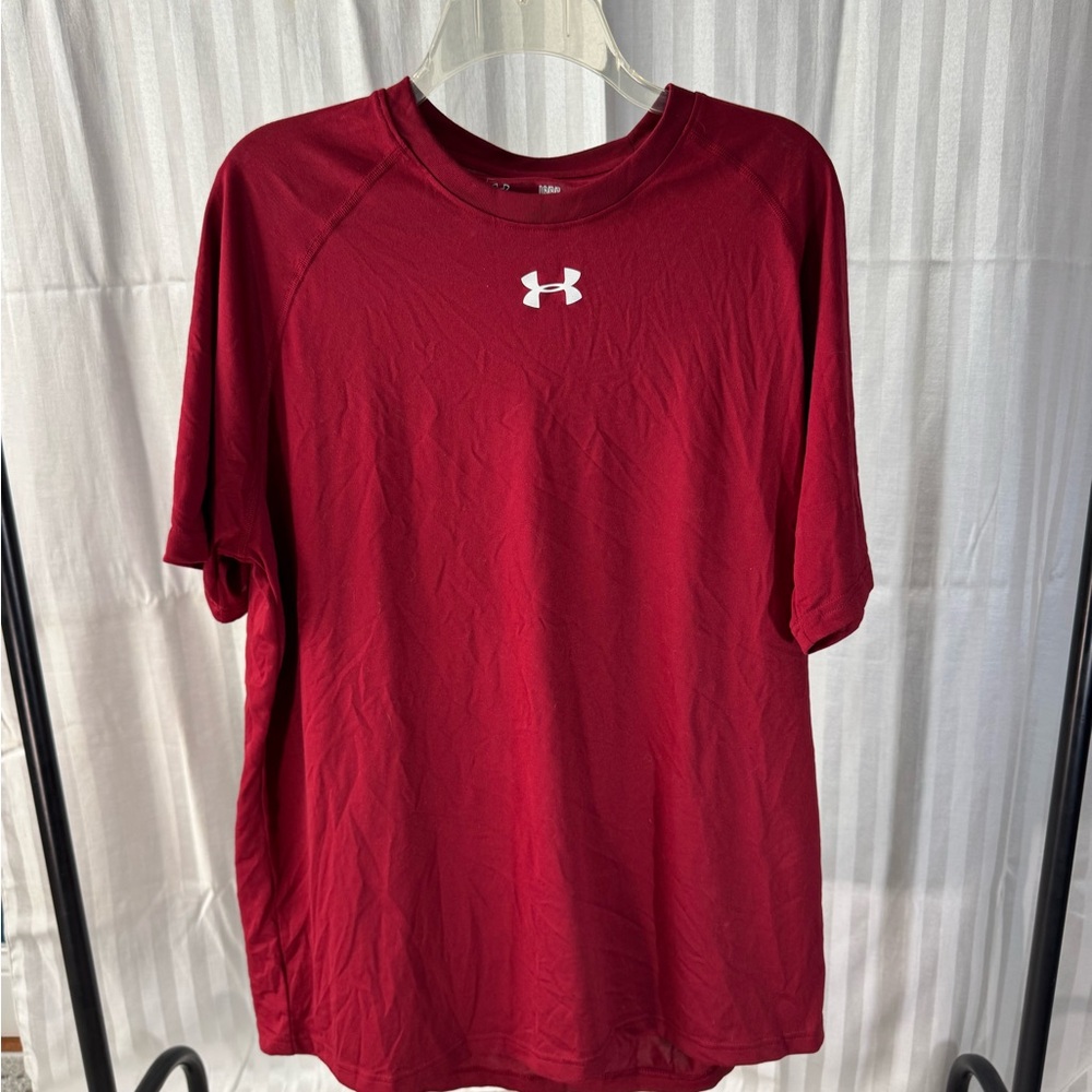 Under Armour Men's Red T-Shirt